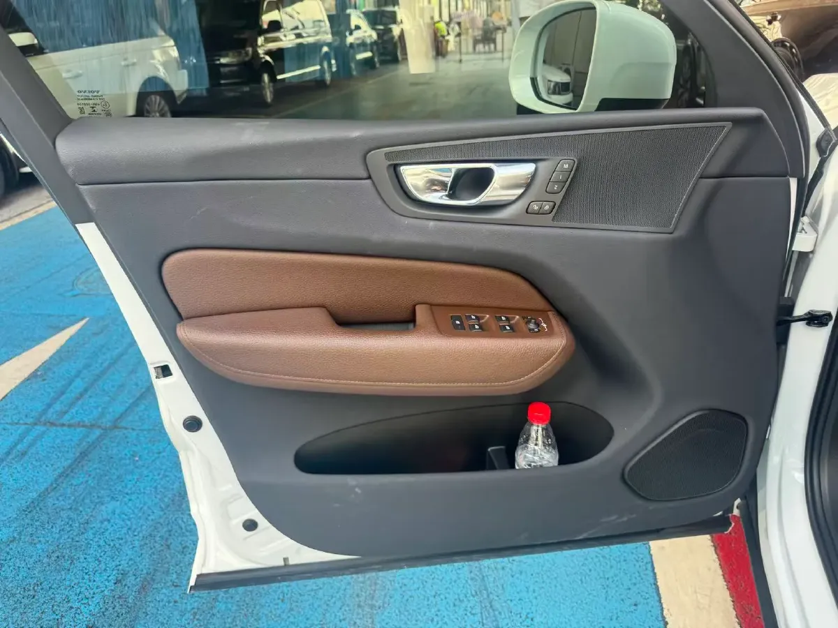 2019 Jeep Wrangler 2.0T 266HP L4 8AT,autocango,china used car exporter,china ev exporter,chinese used car exporter,chinese used ev exporter