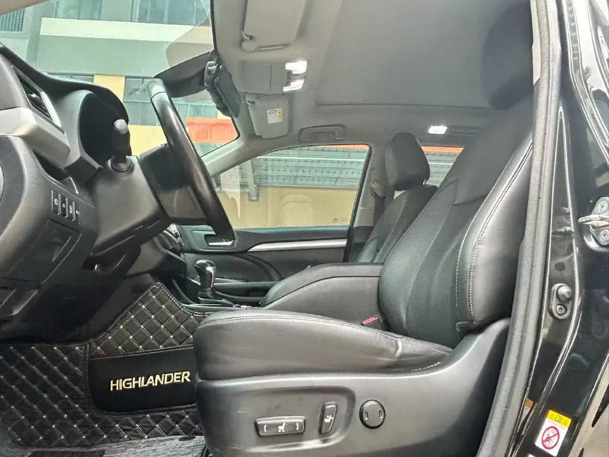 2019 Lincoln MKC 2.0T 203HP L4 6AT,autocango,china used car exporter,china ev exporter,chinese used car exporter,chinese used ev exporter
