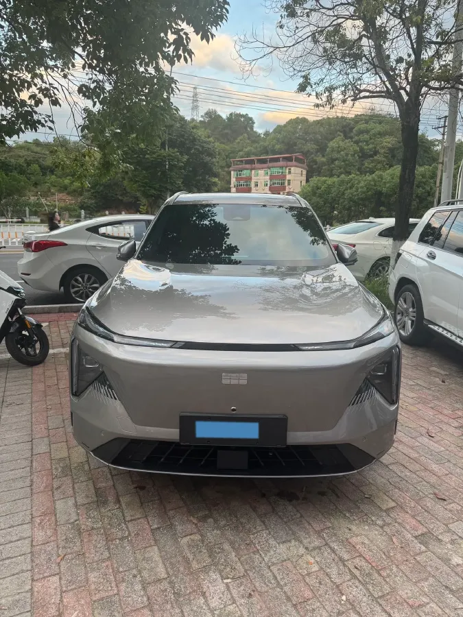 2023 Geely Galaxy L7 1.5T 163HP L4 3DHT PHEV 18.7KWH,autocango,china used car exporter,china ev exporter,chinese used car exporter,chinese used ev exporter