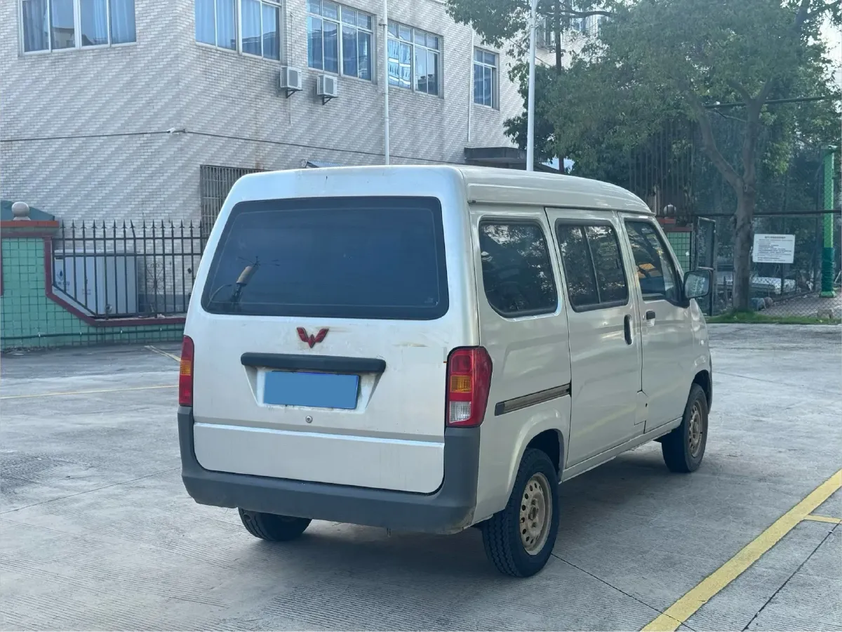 2020 WuLing ZhiGuang 1.2L 76HP L4 5MT,autocango,china used car exporter,china ev exporter,chinese used car exporter,chinese used ev exporter