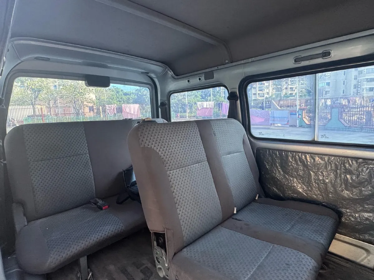 2020 WuLing ZhiGuang 1.2L 76HP L4 5MT,autocango,china used car exporter,china ev exporter,chinese used car exporter,chinese used ev exporter