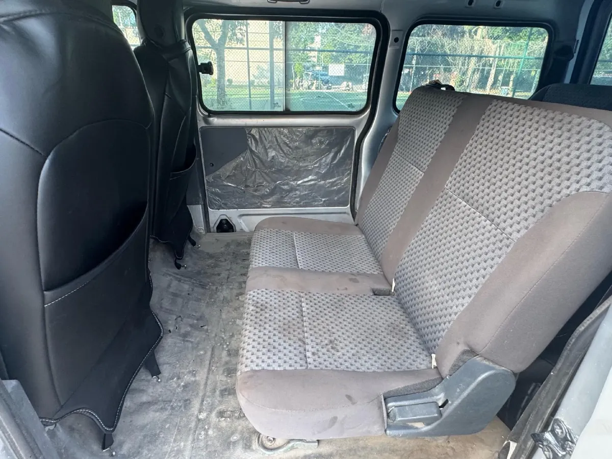 2020 WuLing ZhiGuang 1.2L 76HP L4 5MT,autocango,china used car exporter,china ev exporter,chinese used car exporter,chinese used ev exporter