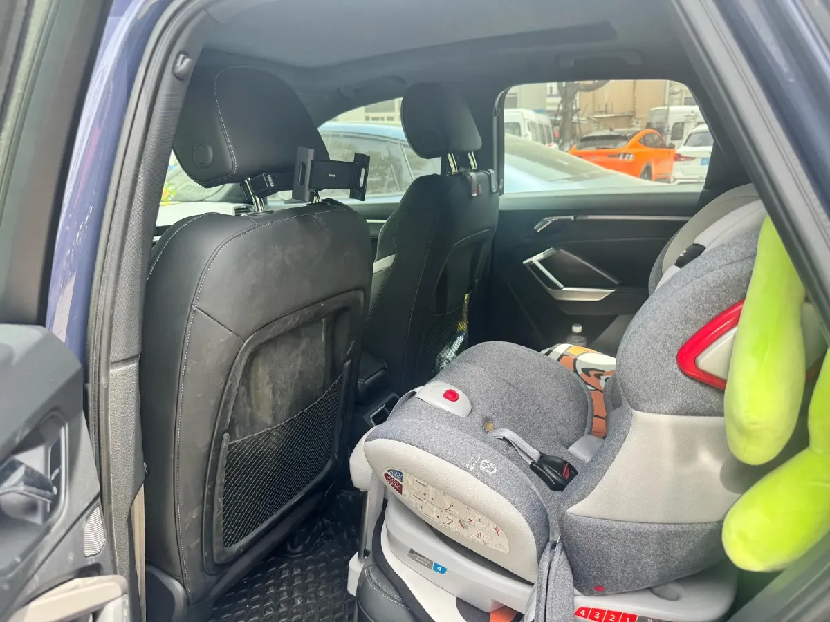 2021 Audi Q3 2.0T 220HP L4 7DCT,autocango,china used car exporter,china ev exporter,chinese used car exporter,chinese used ev exporter