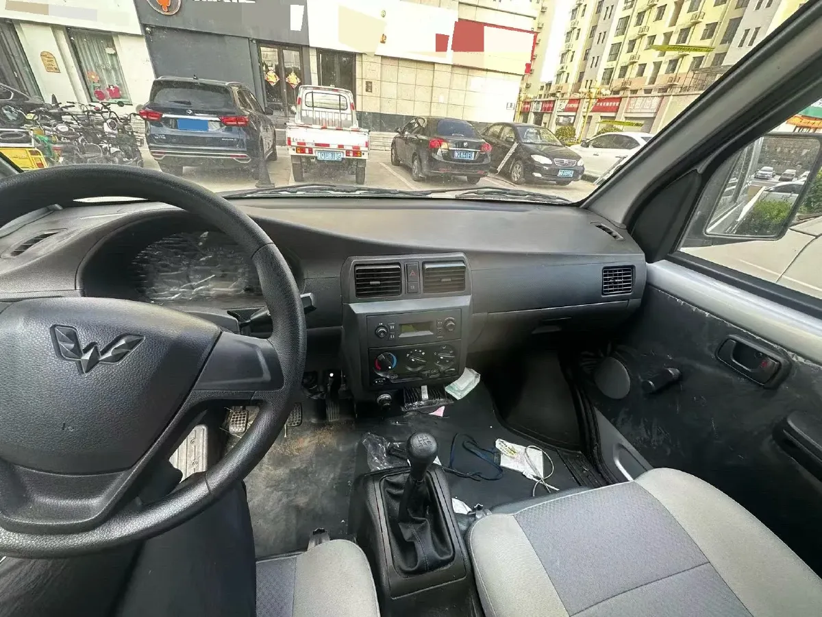 2023 WuLing ZhiGuang Mini Truck 1.5L 102HP L4 5MT,autocango,china used car exporter,china ev exporter,chinese used car exporter,chinese used ev exporter