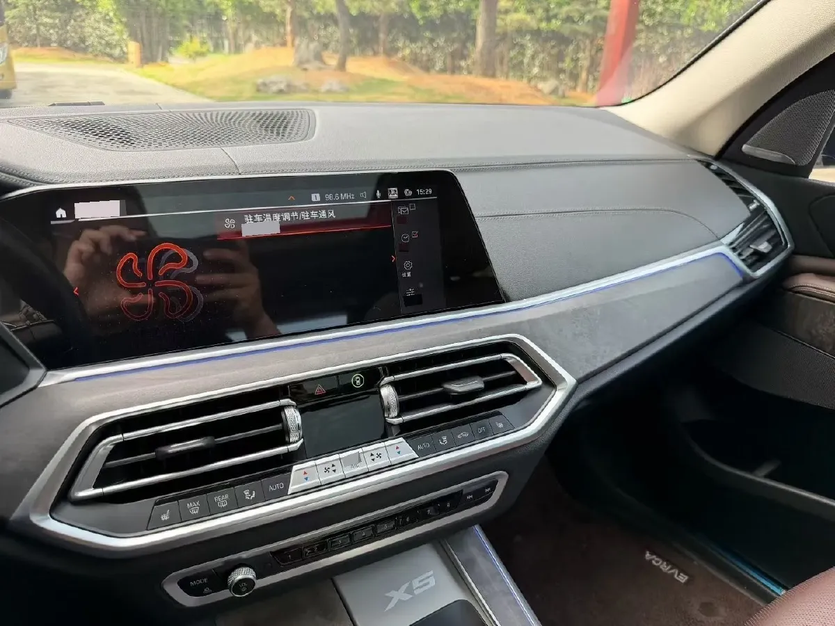 2022 BMW X5 2.0T 245HP L4 8AT,autocango,china used car exporter,china ev exporter,chinese used car exporter,chinese used ev exporter