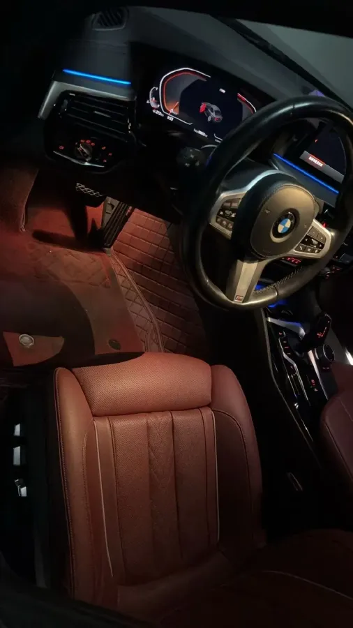 2022 BMW 5 Series 2.0T 252HP L4 8AT,autocango,china used car exporter,china ev exporter,chinese used car exporter,chinese used ev exporter