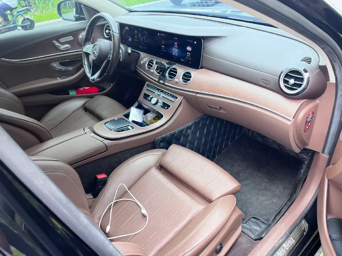 2022 Mercedes-Benz E Class 2.0T 197HP L4 9AT,autocango,china used car exporter,china ev exporter,chinese used car exporter,chinese used ev exporter