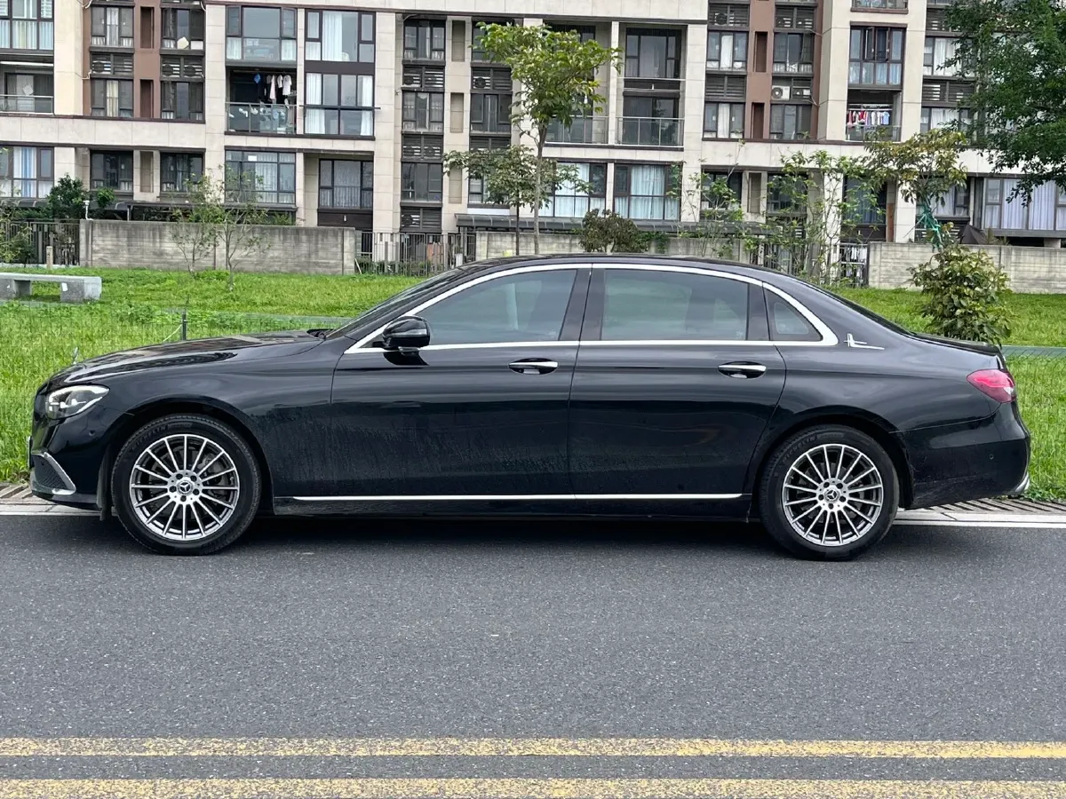 2022 Mercedes-Benz E Class 2.0T 197HP L4 9AT,autocango,china used car exporter,china ev exporter,chinese used car exporter,chinese used ev exporter