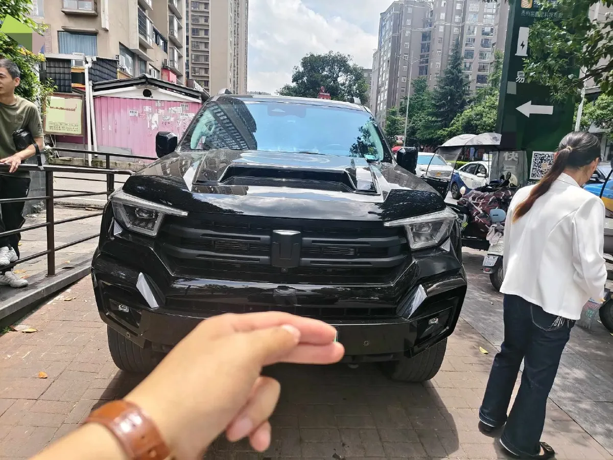 2024 Tank 400 2.0T 252HP L4 9AT PHEV 36.7/37.1KWH,autocango,china used car exporter,china ev exporter,chinese used car exporter,chinese used ev exporter