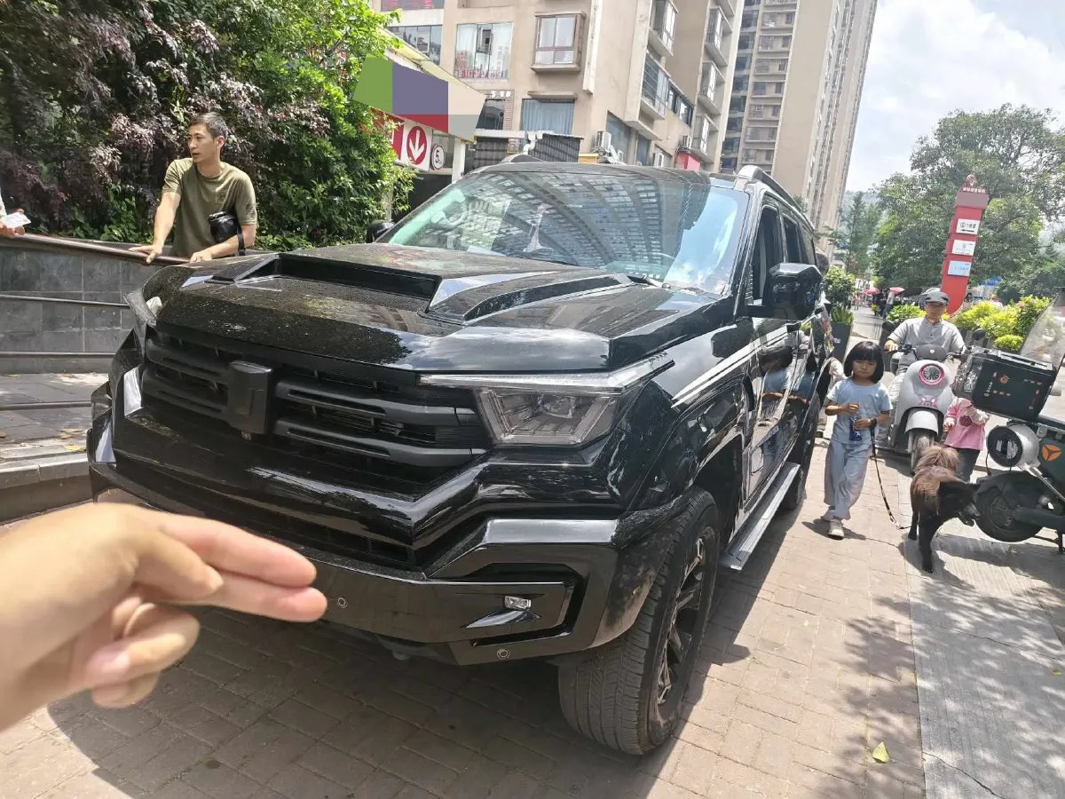 2024 Tank 400 2.0T 252HP L4 9AT PHEV 36.7/37.1KWH,autocango,china used car exporter,china ev exporter,chinese used car exporter,chinese used ev exporter