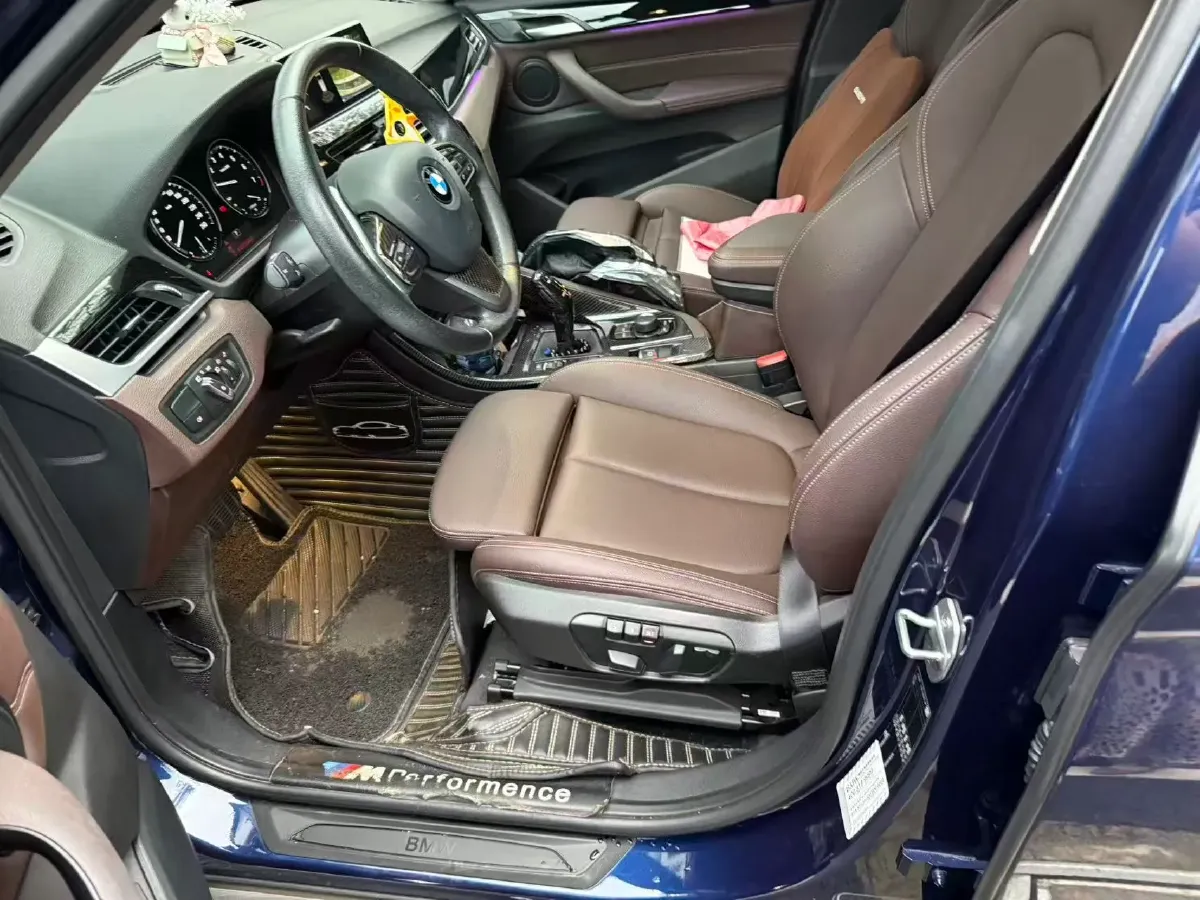 2020 BMW X1 1.5T 140HP L3 7DCT,autocango,china used car exporter,china ev exporter,chinese used car exporter,chinese used ev exporter