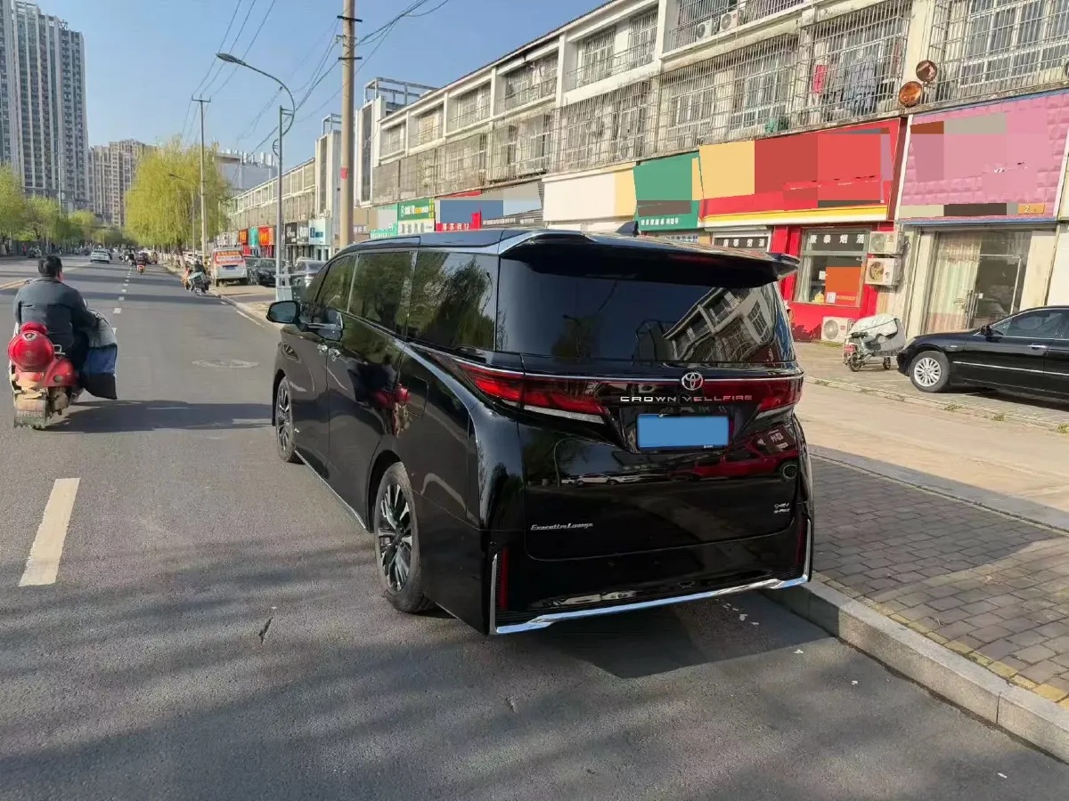 2025 Toyota Alphard 2.5L 190HP L4 E-CVT Hybrid,autocango,china used car exporter,china ev exporter,chinese used car exporter,chinese used ev exporter