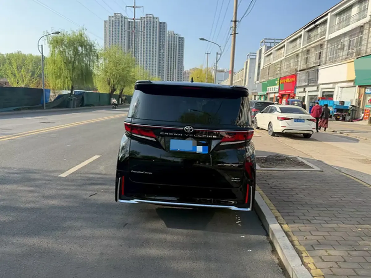 2025 Toyota Alphard 2.5L 190HP L4 E-CVT Hybrid,autocango,china used car exporter,china ev exporter,chinese used car exporter,chinese used ev exporter