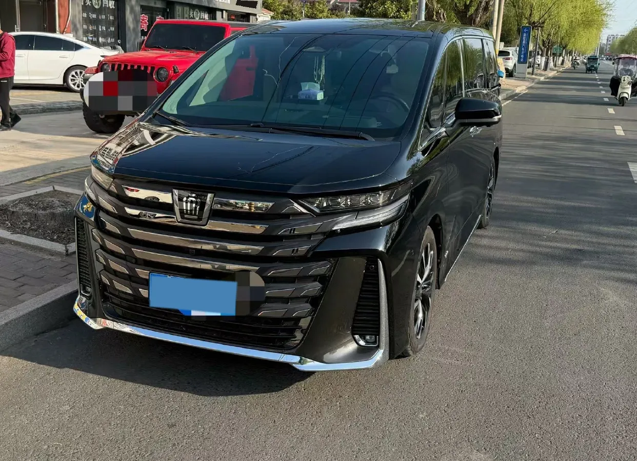 2025 Toyota Alphard 2.5L 190HP L4 E-CVT Hybrid,autocango,china used car exporter,china ev exporter,chinese used car exporter,chinese used ev exporter
