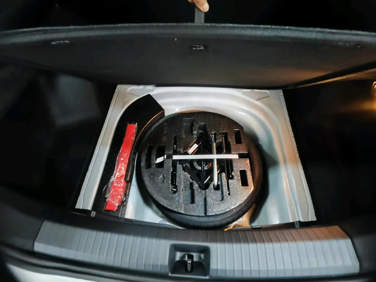 2025 Volkswagen Lamando 1.4T 150HP L4 7DCT,autocango,china used car exporter,china ev exporter,chinese used car exporter,chinese used ev exporter