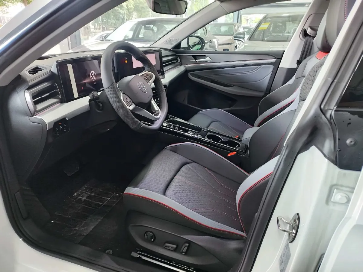 2025 Volkswagen Lamando 1.4T 150HP L4 7DCT,autocango,china used car exporter,china ev exporter,chinese used car exporter,chinese used ev exporter