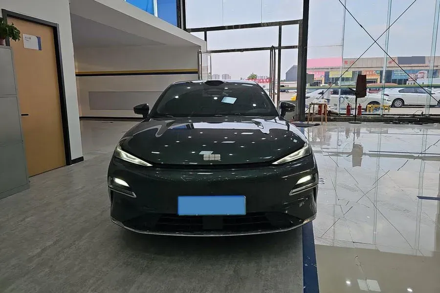 2025 Geely Galaxy Starshine 8 1.5T 163HP L4 3DHT PHEV 27.69KWH,autocango,china used car exporter,china ev exporter,chinese used car exporter,chinese used ev exporter