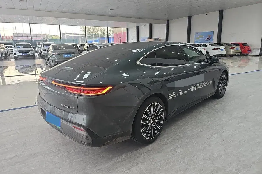 2025 Geely Galaxy Starshine 8 1.5T 163HP L4 3DHT PHEV 27.69KWH,autocango,china used car exporter,china ev exporter,chinese used car exporter,chinese used ev exporter