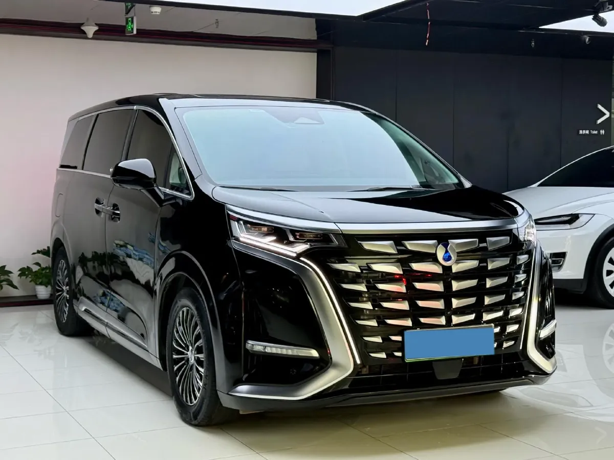 2024 Denza D9 1.5T 139HP L4 E-CVT PHEV 40KWH,autocango,china used car exporter,china ev exporter,chinese used car exporter,chinese used ev exporter