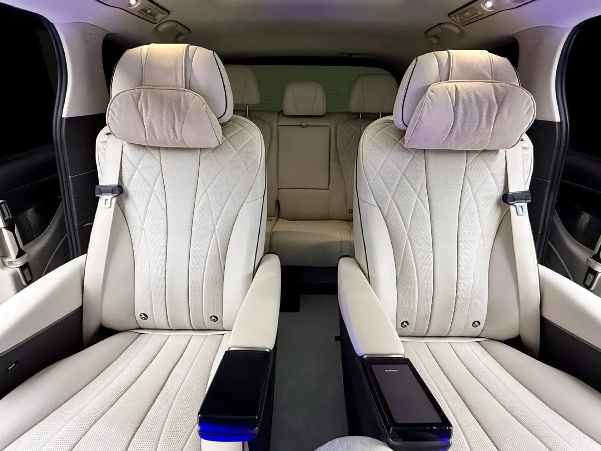 2024 Denza D9 1.5T 139HP L4 E-CVT PHEV 40KWH,autocango,china used car exporter,china ev exporter,chinese used car exporter,chinese used ev exporter