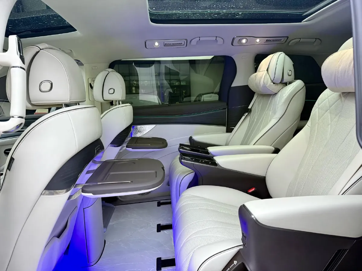 2024 Denza D9 1.5T 139HP L4 E-CVT PHEV 40KWH,autocango,china used car exporter,china ev exporter,chinese used car exporter,chinese used ev exporter