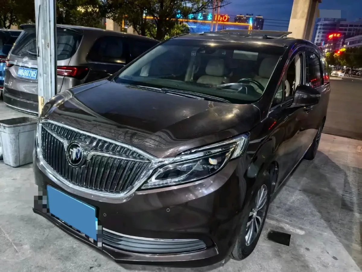 2017 Buick GL8 2.0T 260HP L4 6AT,autocango,china used car exporter,china ev exporter,chinese used car exporter,chinese used ev exporter