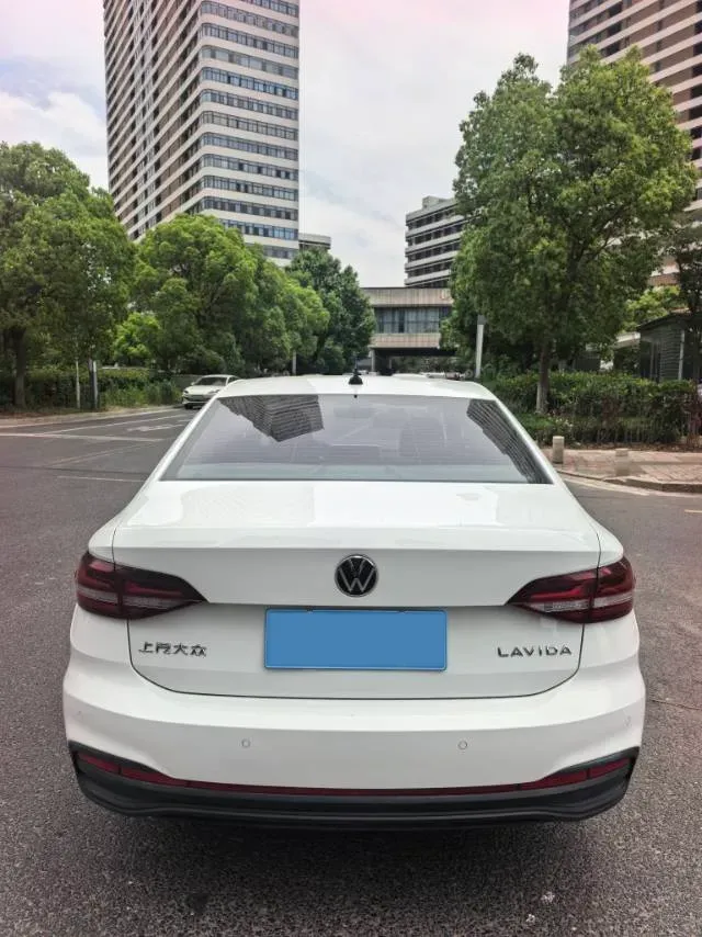 2023 Volkswagen Lavida 1.5L 110HP L4 6AT,autocango,china used car exporter,china ev exporter,chinese used car exporter,chinese used ev exporter