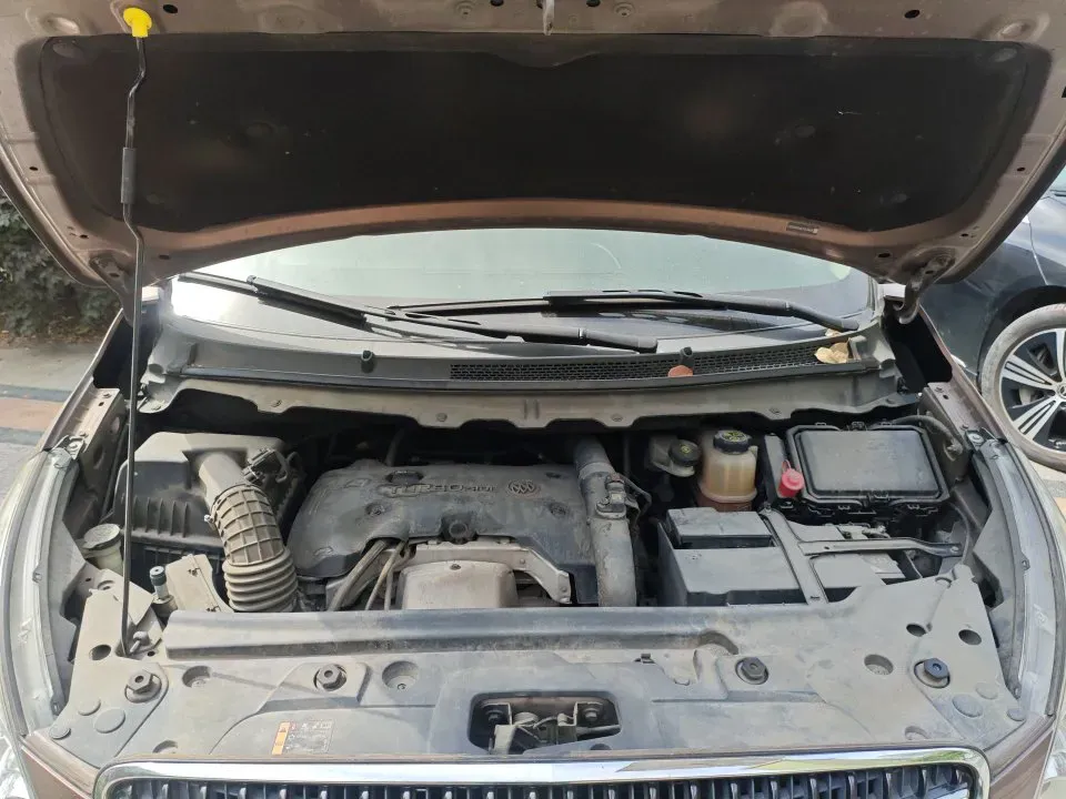 2018 Buick GL8 2.0T 260HP L4 6AT,autocango,china used car exporter,china ev exporter,chinese used car exporter,chinese used ev exporter