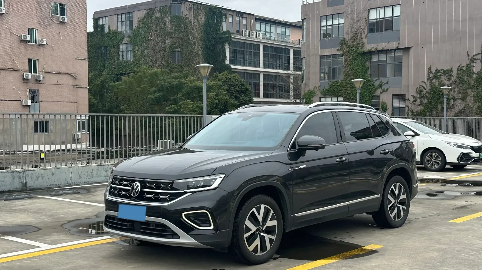 2023 Volkswagen Tayron 2.0T 186HP L4 7DCT,autocango,china used car exporter,china ev exporter,chinese used car exporter,chinese used ev exporter