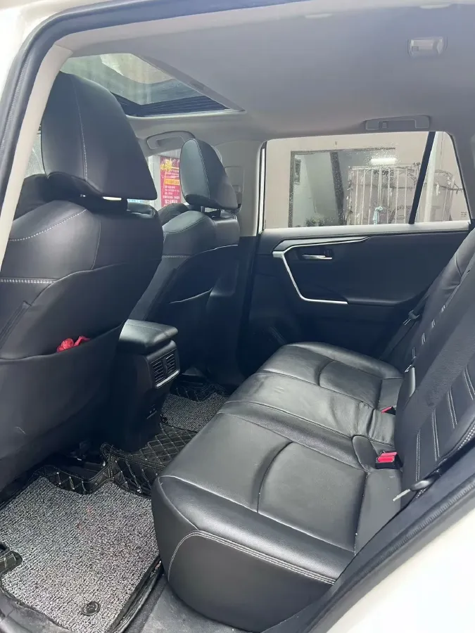 2022 Toyota RAV4 2.0L 171HP L4 CVT,autocango,china used car exporter,china ev exporter,chinese used car exporter,chinese used ev exporter