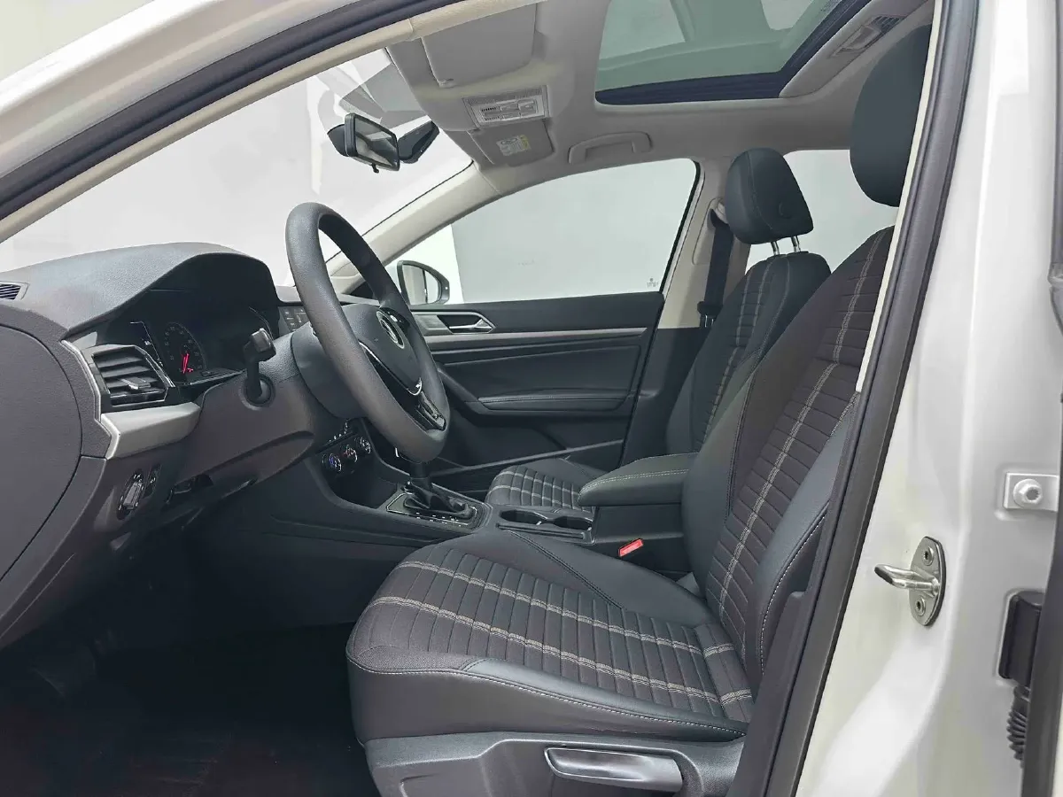2021 Volkswagen Lavida 1.4T 150HP L4 7DCT,autocango,china used car exporter,china ev exporter,chinese used car exporter,chinese used ev exporter