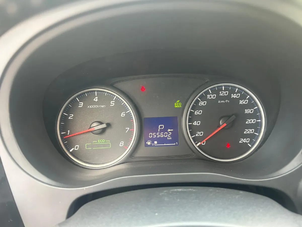 2017 Mitsubishi Outlander 2.0L 166HP L4 CVT,autocango,china used car exporter,china ev exporter,chinese used car exporter,chinese used ev exporter
