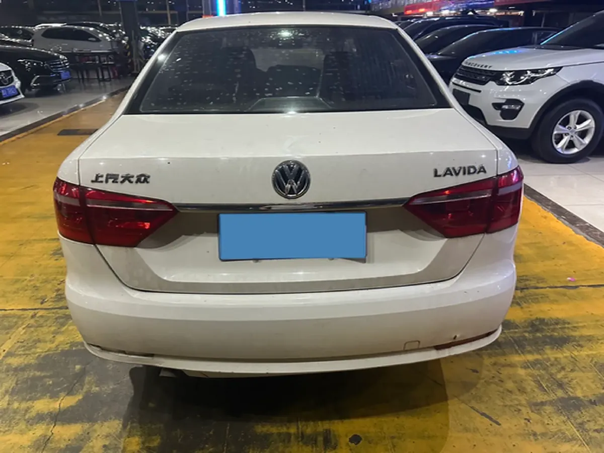 2013 Volkswagen Lavida 1.6L 110HP L4 6AT,autocango,china used car exporter,china ev exporter,chinese used car exporter,chinese used ev exporter