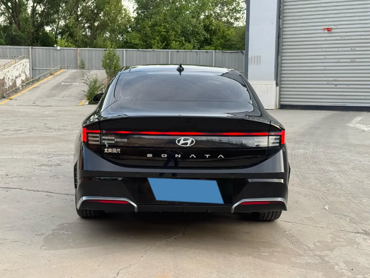 2024 Hyundai Sonata 1.5T 170HP L4 8AT,autocango,china used car exporter,china ev exporter,chinese used car exporter,chinese used ev exporter