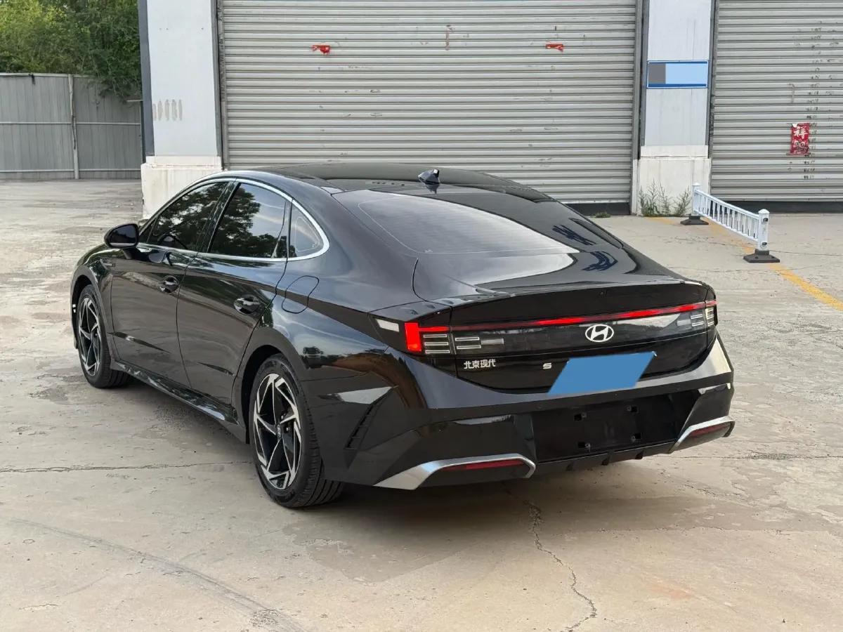 2024 Hyundai Sonata 1.5T 170HP L4 8AT,autocango,china used car exporter,china ev exporter,chinese used car exporter,chinese used ev exporter
