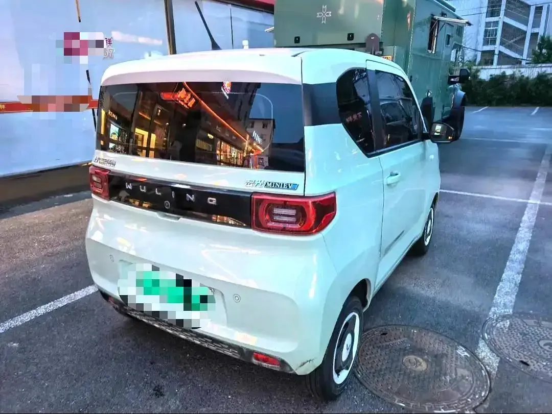2022 WuLing HongGuang MINI EV BEV 9KWH,autocango,china used car exporter,china ev exporter,chinese used car exporter,chinese used ev exporter