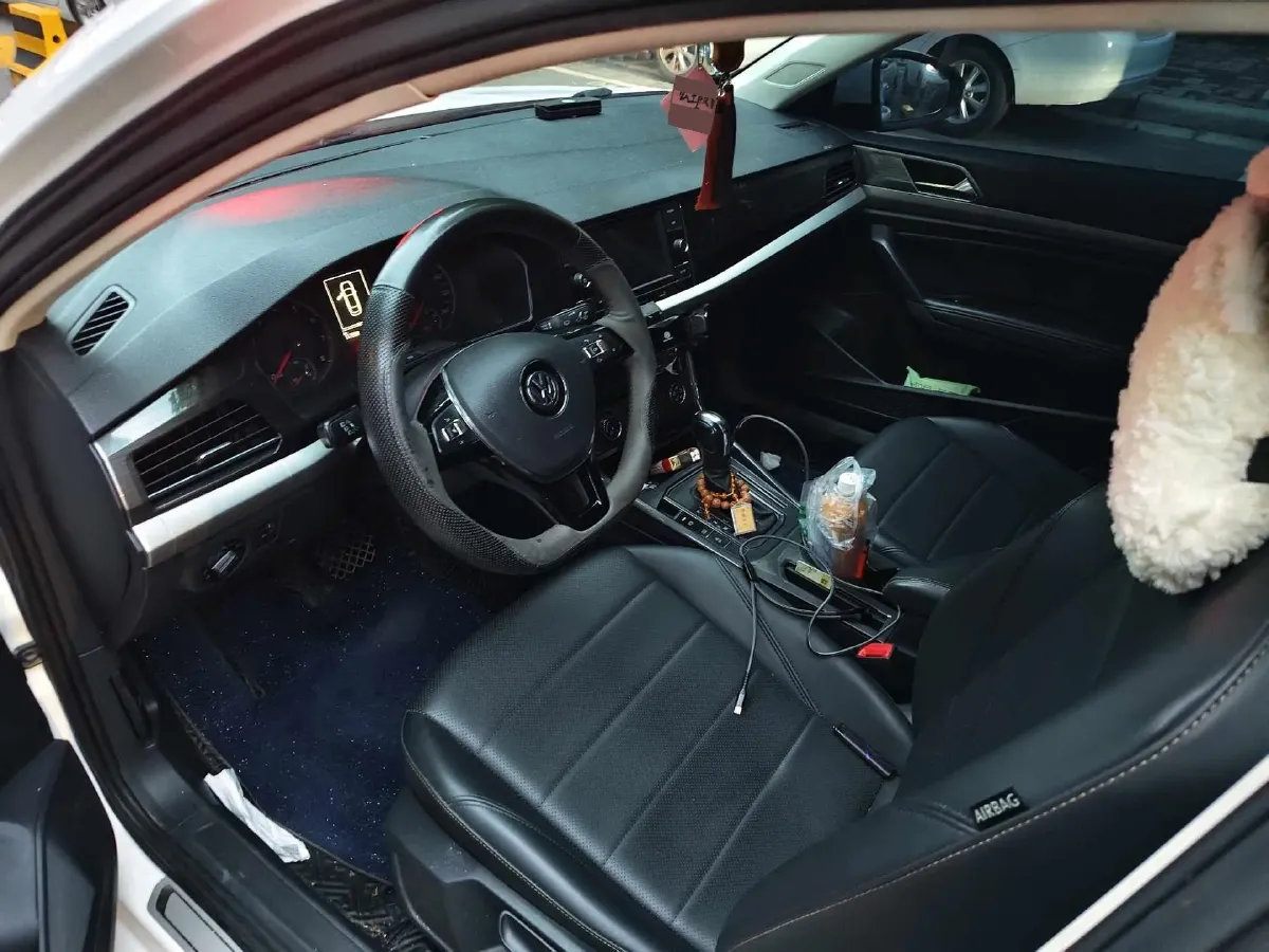 2019 Volkswagen Lavida 1.5L 113HP L4 6AT,autocango,china used car exporter,china ev exporter,chinese used car exporter,chinese used ev exporter
