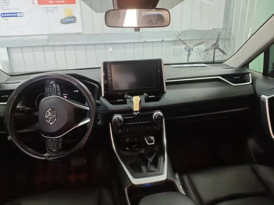 2021 Toyota RAV4 2.0L 171HP L4 CVT,autocango,china used car exporter,china ev exporter,chinese used car exporter,chinese used ev exporter