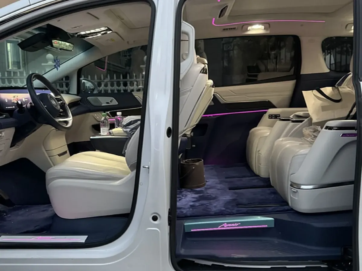 2023 Buick Century 2.0T 237HP L4 9AT,autocango,china used car exporter,china ev exporter,chinese used car exporter,chinese used ev exporter