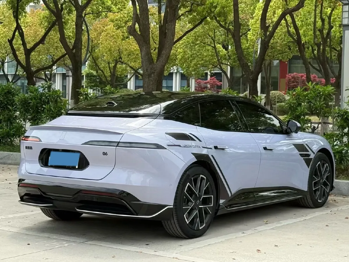 2025 Avatr 06 REEV 156HP REEV,autocango,china used car exporter,china ev exporter,chinese used car exporter,chinese used ev exporter