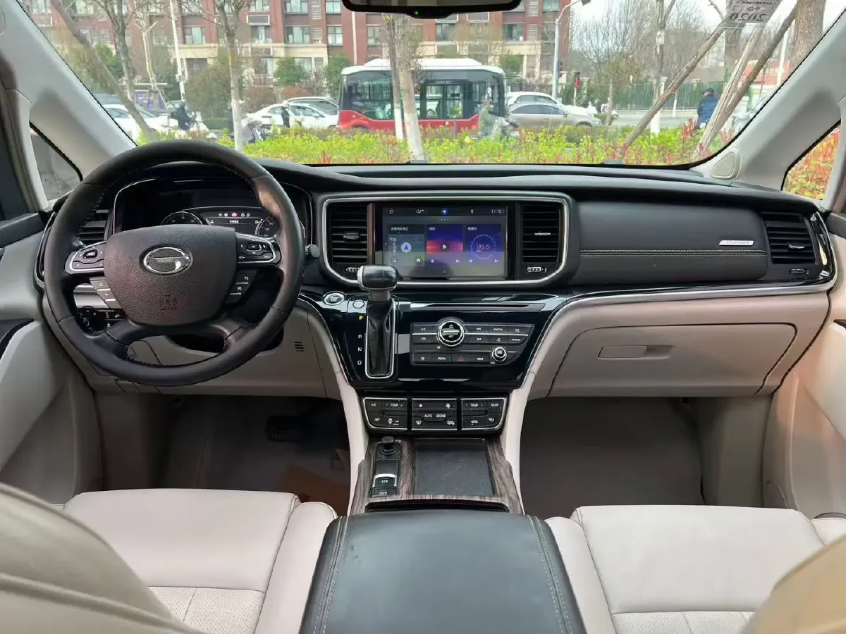 2018 GAC Trumpchi M8 2.0T 201HP L4 6AT,autocango,china used car exporter,china ev exporter,chinese used car exporter,chinese used ev exporter