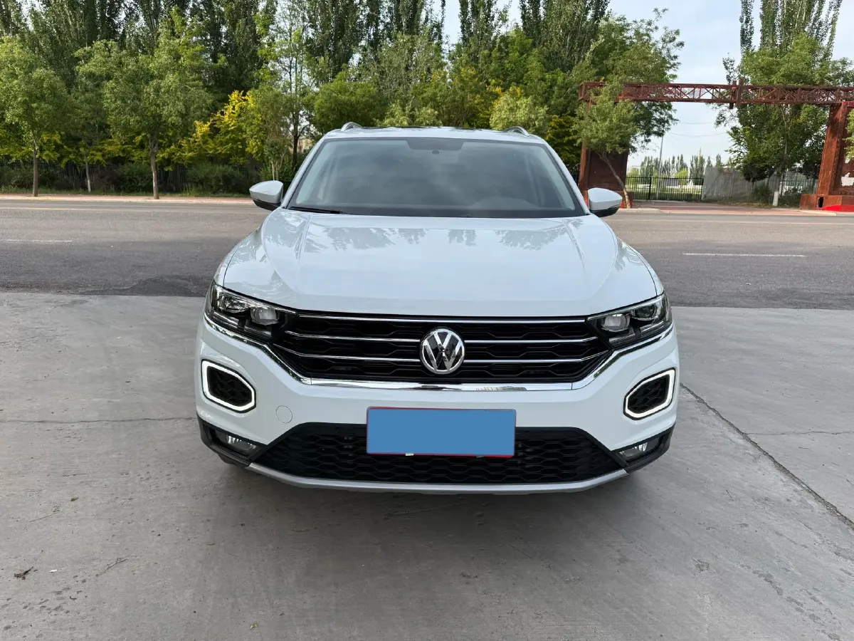 2020 Volkswagen T-Roc 1.4T 150HP L4 7DCT,autocango,china used car exporter,china ev exporter,chinese used car exporter,chinese used ev exporter