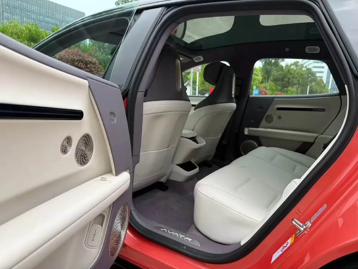 2025 Avatr 06 REEV 156HP REEV,autocango,china used car exporter,china ev exporter,chinese used car exporter,chinese used ev exporter