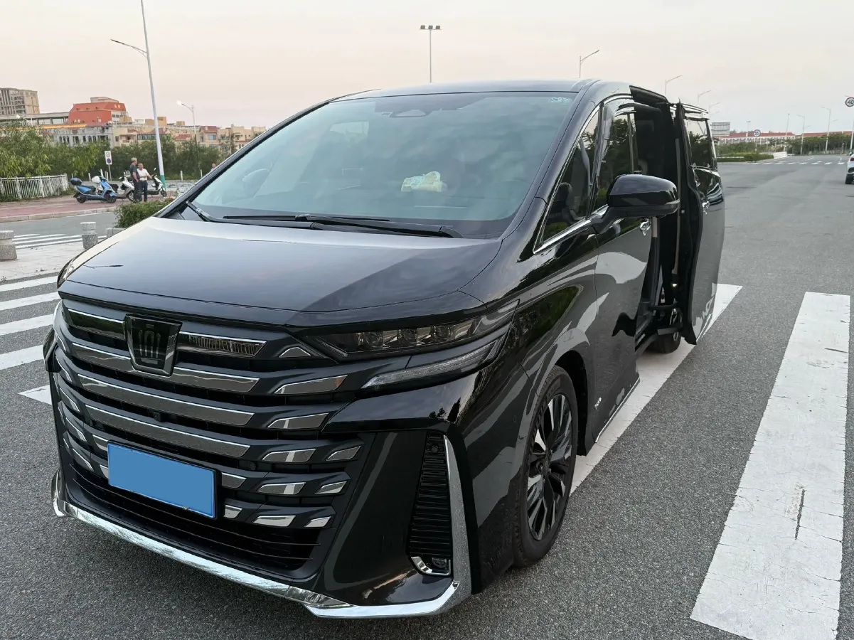 2023 Toyota Vellfire 2.5L 117HP L4 E-CVT Hybrid,autocango,china used car exporter,china ev exporter,chinese used car exporter,chinese used ev exporter
