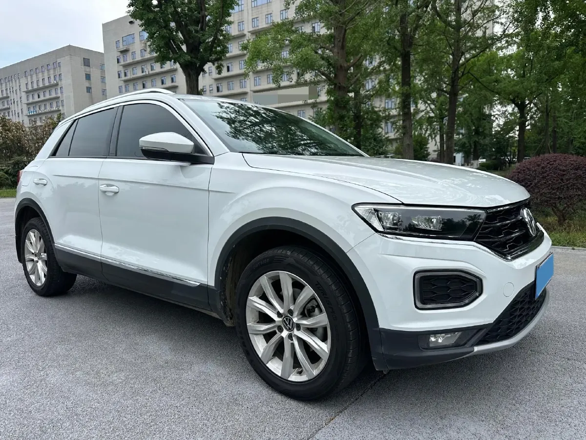 2022 Volkswagen T-Roc 1.4T 150HP L4 7DCT,autocango,china used car exporter,china ev exporter,chinese used car exporter,chinese used ev exporter