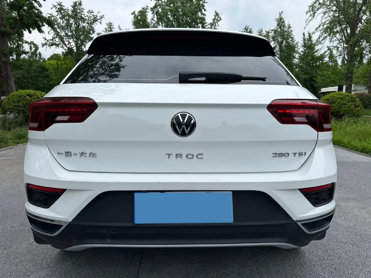 2022 Volkswagen T-Roc 1.4T 150HP L4 7DCT,autocango,china used car exporter,china ev exporter,chinese used car exporter,chinese used ev exporter