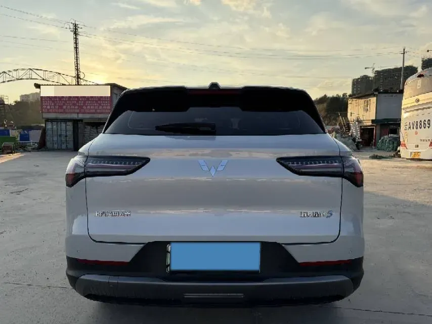 2024 WuLing XingGuangS 1.5L 106HP L4 E-CVT PHEV 20.5KWH,autocango,china used car exporter,china ev exporter,chinese used car exporter,chinese used ev exporter