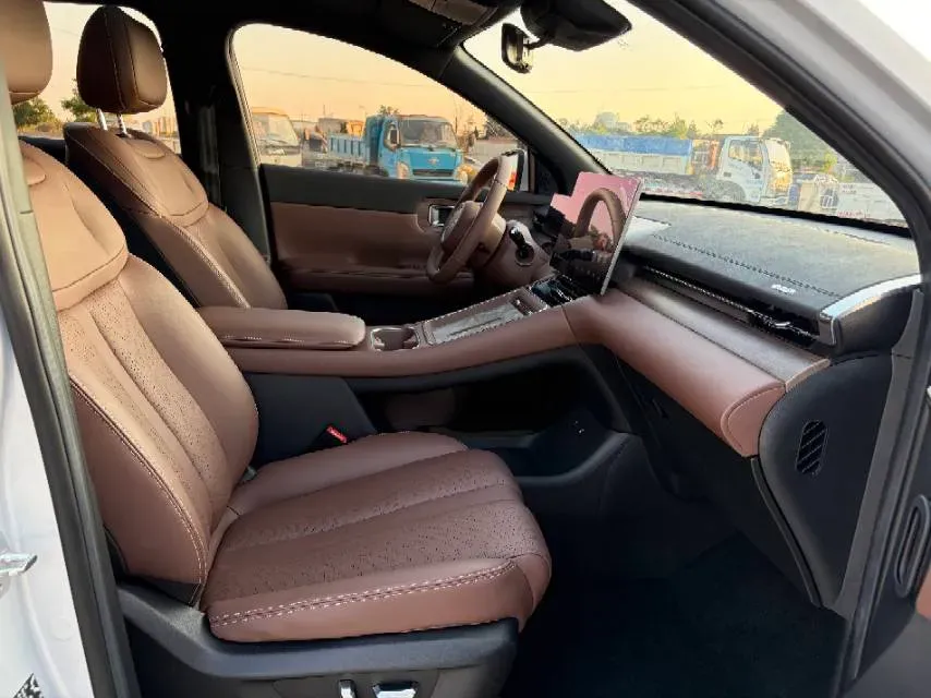 2024 WuLing XingGuangS 1.5L 106HP L4 E-CVT PHEV 20.5KWH,autocango,china used car exporter,china ev exporter,chinese used car exporter,chinese used ev exporter