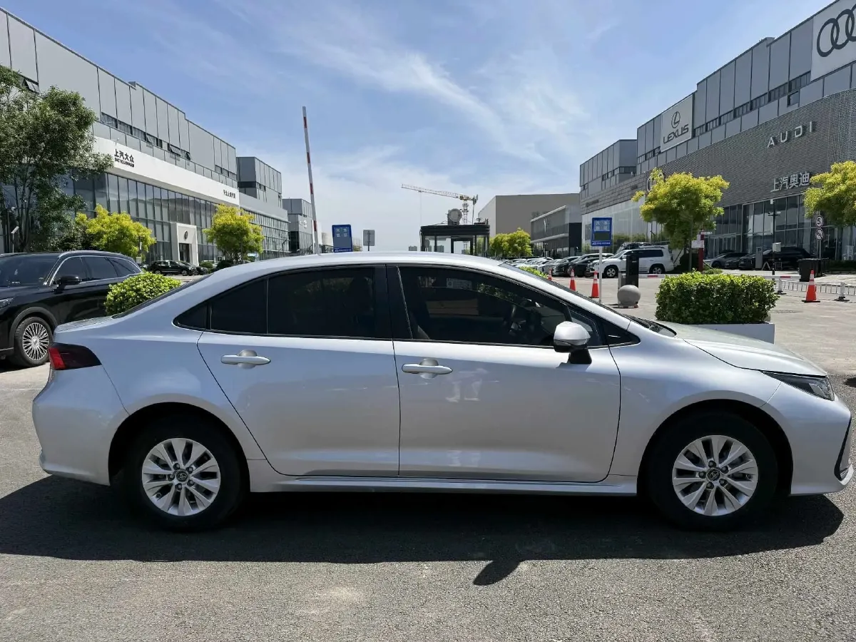 2022 Toyota Corolla 1.2T 116HP L4 CVT,autocango,china used car exporter,china ev exporter,chinese used car exporter,chinese used ev exporter