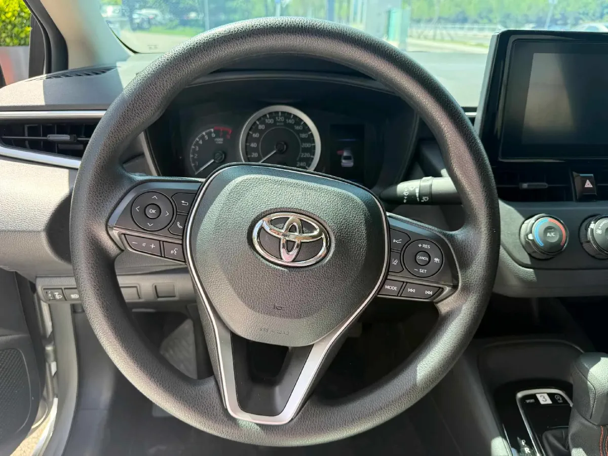 2022 Toyota Corolla 1.2T 116HP L4 CVT,autocango,china used car exporter,china ev exporter,chinese used car exporter,chinese used ev exporter
